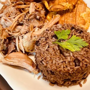 Pernil de cerdo asado