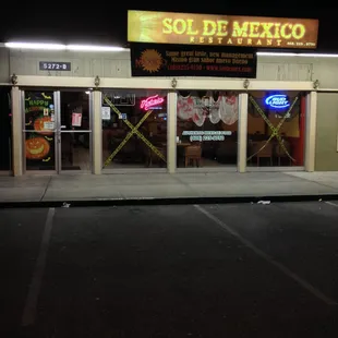 buen lugar para disfrutar de rica comida. me gusta ir los viernes y sabdos alas noches de karaoke y domingo musica viva.