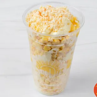 Elote prepared with salt, butter, mayo and your choice of cheese. Parmesan or fresco