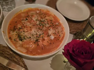 Tommy Bahama Restaurant | Bar | Store - Newport Beach