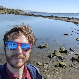 Ryan R.