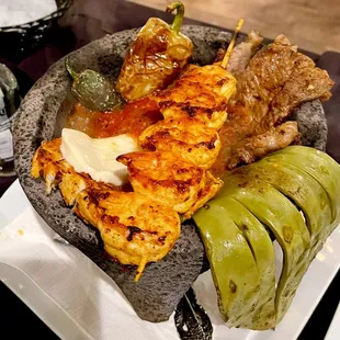 My boyfriend LOVED the molcajete trio yummmmm