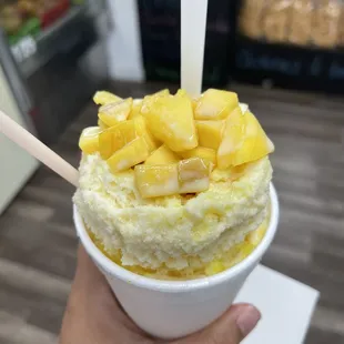 Sweetie (mango and condensed milk)