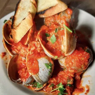 Special- clams &amp; sausage