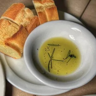 Bread with nice oil