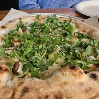 PIZZA MUSHROOM ARUGULA