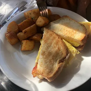 Breakfast Sandwich