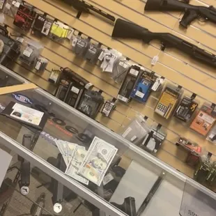 Handguns &amp; Long Guns