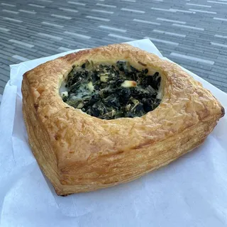 Spinach Feta Croissant