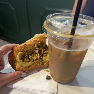 Pistachio Croissant