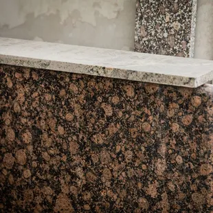 a close up of a granite slab