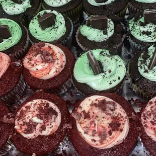 cupcakes, dessert, food