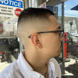 I got a mid skin fade with a 3 on top