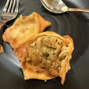 2 Piece Samosas