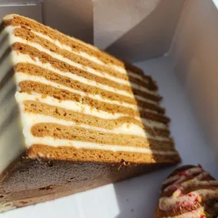 Honey cake
