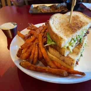 bacon apple brie sandwich and sweet potato fries