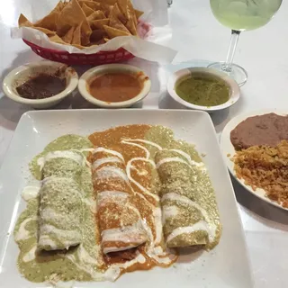 Enchiladas SoLuna Dinner