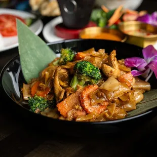 ramen and noodles, food, noodles, ramen, noodle dish, noodle soup