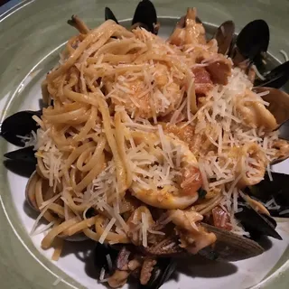 Seafood Linguine