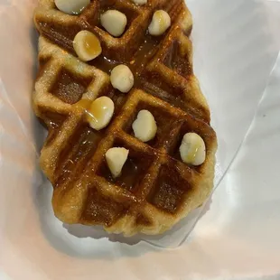 Macadamia nuts Croffle.