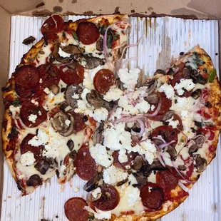 House Pepperoni Pizza