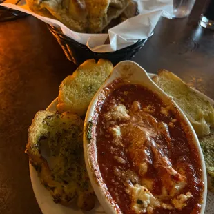 baked goat cheese and roma bread