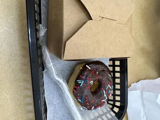 Hi Donuts