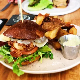 Fried chicken sandwich