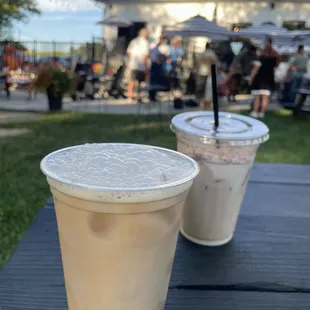 - Faculty Lounge Latte  - vanilla, cinnamon, honey, espresso - Nutty Professor - bailevs, espresso, Irish cream syrup, vanilla almond milk