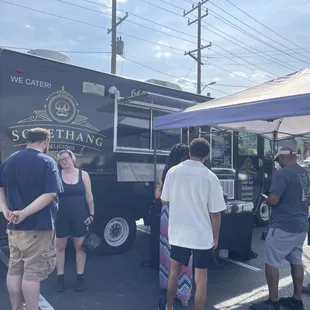 Somethang Delicious food truck