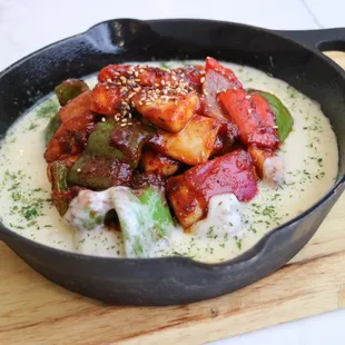 Buldak (Spicy chicken w cheese)