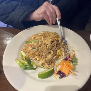 ramen and noodles, food