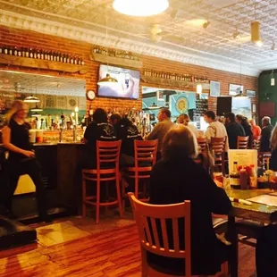 Bar Inside Vibe