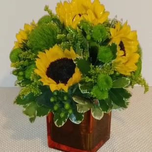 Something Pretty Too Flowers and Gifts
