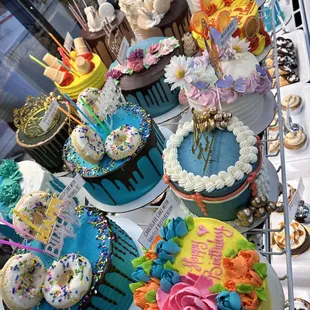 Some of the most modern, adorable variety of cakes that you can find anywhere in town.  There are many flavors, something for everyone!