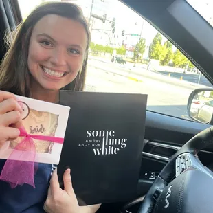 Bridal cookie and folder with references, receipts, and coupons