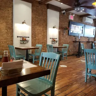 the interior of a restaurant