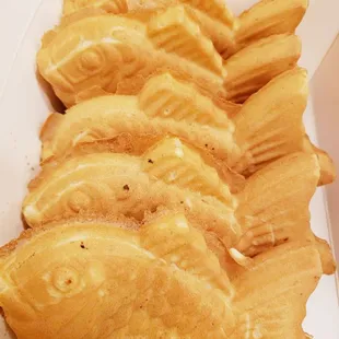 Custard, taro and red bean taiyaki!!