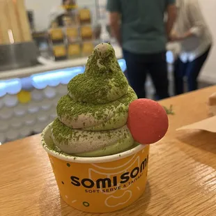 Cream Swirl