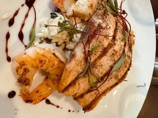 Green Line Kitchen And Cocktails