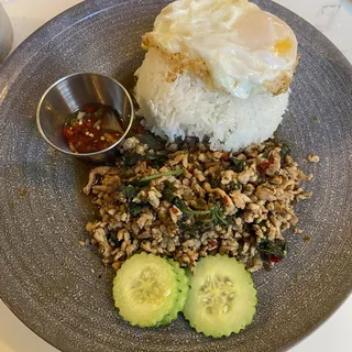 Pad Krapow Moo