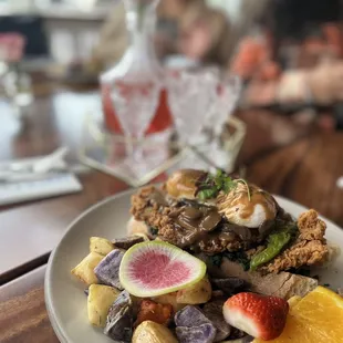 Fried Chicken Benedict