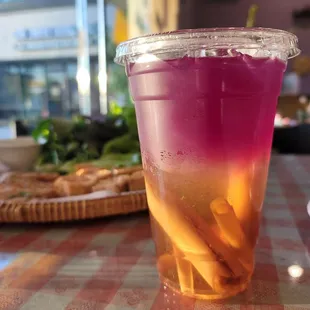 Trà hoa đậu biếc cam sả. Pretty good.