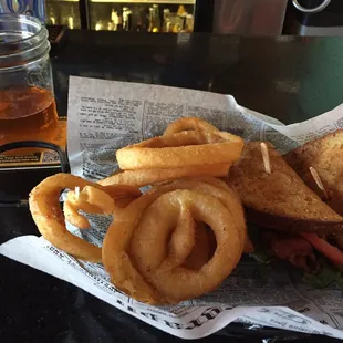 Unbelievable BLT and rings. I also ordered a side of horseradish pickles....yum.