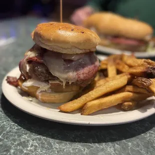 I don't remember the name of this burger but it had fried egg, fries and slaw on it, soooo good!!