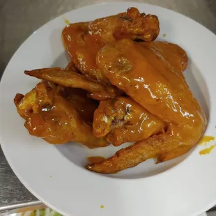 Jumbo wings