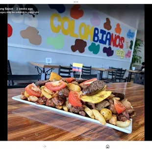 Colombian quizeen, pile o chow