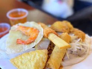 Banh Cuon Thien Huong