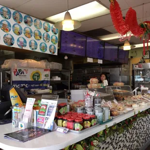 sushi and sashimi, interior