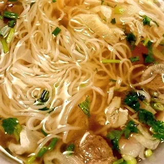 V7 Vegetarian Rice Noodle Soup